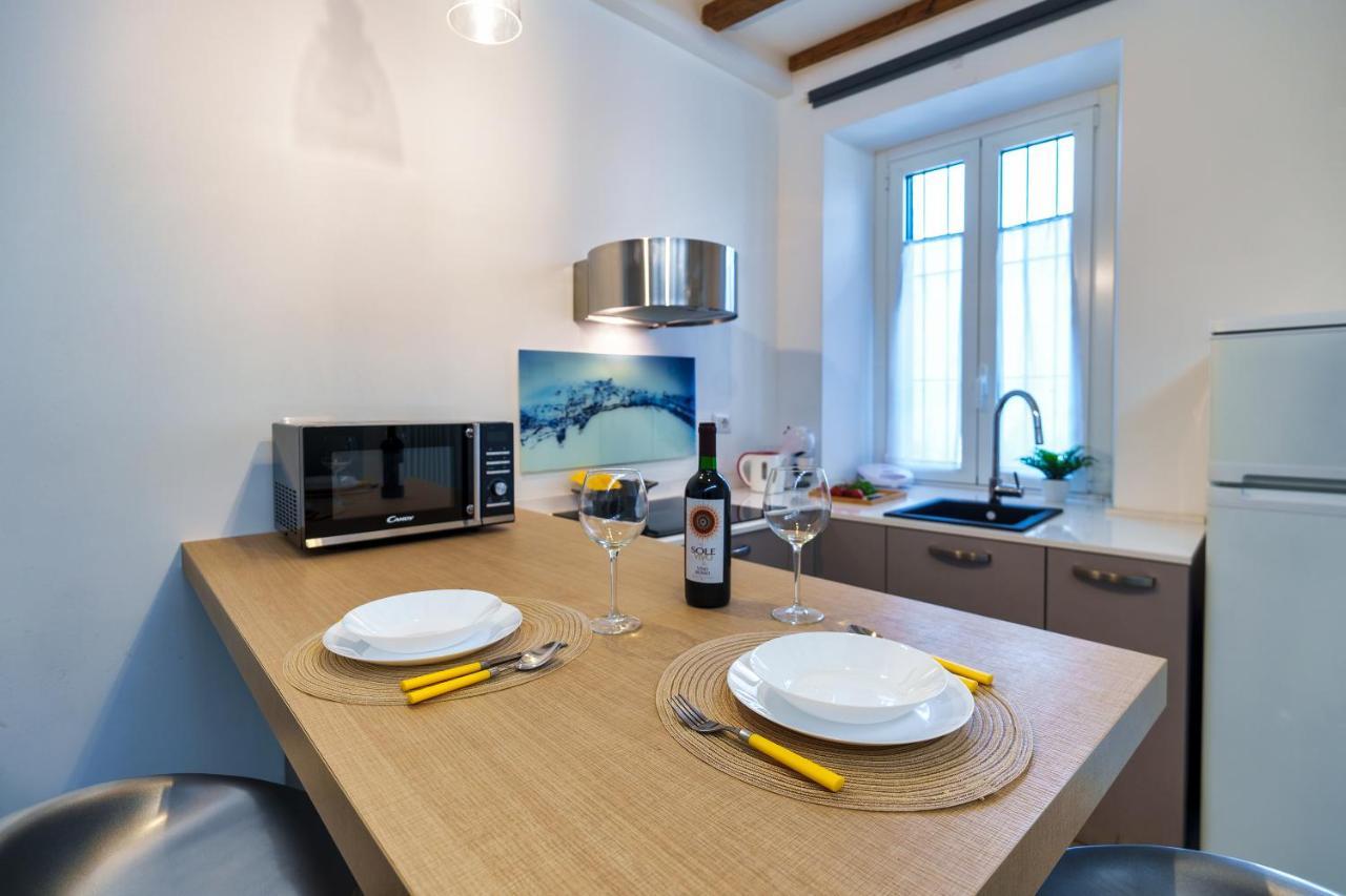 Ambrogio'S Nest - Modern Close To Cadorna Station Milano Ngoại thất bức ảnh